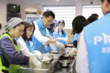 프리드라이프 빌리브 세웅병원 쉴낙원 장례식장, 무료급식 봉사 및 식료품 기부