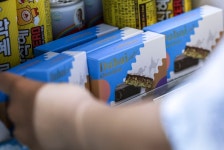 편의점 양강, 3분기 성적 어땠나… GS25 울고 CU 웃고