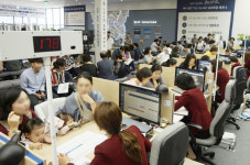 한화건설, 여수 웅천 디 아일랜드 오픈 첫날 평일에도 5천여명 몰려 인기