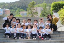 부영그룹, 전국 부영 사랑으로 어린이집에 티셔츠 2200여장 선물