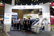 에코브라이트, 태양광 발전효율 향상 청소로봇 개발