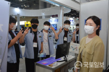 엔라이튼 지붕태양광으로···놀리느니 전기 팔아볼까