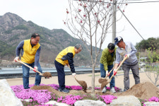 국가철도공단, 1사 1촌 마을 농촌 일손돕기 나서