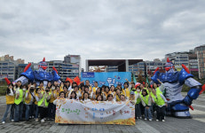 부영그룹 '화성향남 부영 사랑으로 어린이집' 지역 나눔 축제 수익금 기탁