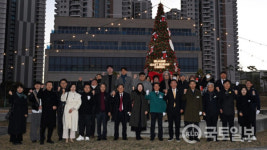 부산 기장군, 오시리아 겨울빛 점등식… 포토존 운영 시작
