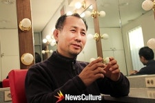 ‘마당을 나온 암탉’ 송인현 연출, “아이-부모 함께 볼 수 있는 뮤지컬 만들었다”(인터뷰)