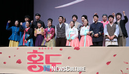 [현장스케치] 극단 마방진 10년의 기록…화류비련극 ‘홍도’ 프레스콜