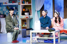 [하이라이트] 완벽하지 않아도 괜찮아…어설프기에 더 사랑스러운 연극 ‘서툰 사람들’