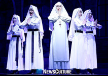 [현장스케치] 연기-무대-음악 모두 새로워진 업그레이드 버전…뮤지컬 ‘넌센스2’
