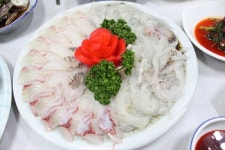 외도 보타니아, 해금강, 지심도...절경 품은 거제도 여행에서는 제철 맞은 멸치요리, 자연산 회 맛집에서 입도 즐거워