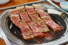 다채로운 축제 펼쳐지는 허브아일랜드와 호숫가 정취 만끽하는 산정호수 좋은 포천 나들이, 특별한 맛의 비밀 가진 맛집도 여행코스