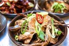 형형색색 코스모스 향연, 거제도 ‘청마꽃들축제’ 열려…미식가 입맛 돋우는 맛집 식도락 잔치도 