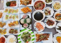 연휴 끝자락 속초 여행...바다 향 ‘물씬’ 대게, 물회 즐기는 동명항 맛집 힐링 코스도 좋아