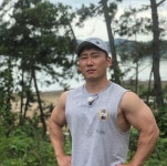 [#별별샷]‘나는 자연인이다’ 히로인 이승윤, 우람한 근육 자랑 !