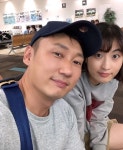 [#별별샷]‘나는 자연인이다’ 개그맨 이승윤, 미모의 아내와 ‘#럽스타그램’