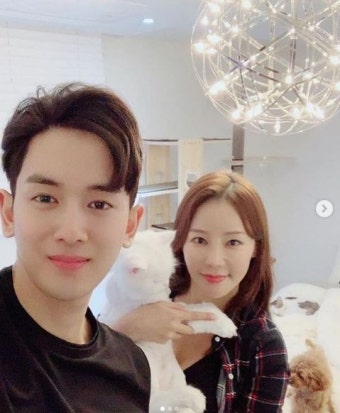 [#별별샷]류필립미나 부부, 선남선녀다운 비주얼 화제