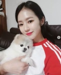 박기량 치어리더, 반려견 몽이와 함께 교감하는 사진 화제