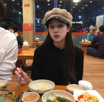 가수 박보람, “감자탕~~~~~~~” SNS 사진 화제