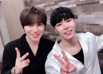 “히트다 히트” 케이윌X휘성, 꼭 닮은 미소로 절친 케미 인증
