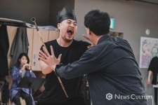 [포토뉴스] 소설 읽어주는 당나귀가 있다? 뮤지컬 얼쑤 연습실
