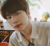 ‘에이틴’ 배우 김동희, 소장을 부르는 셀카 ‘눈길’