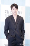 [NC포토] '열여덟의 순간' 신승호, 훤칠한 피지컬 