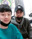 임영웅·이찬원, 생일광고 직접 못본 아쉬움에 손가락 눈물