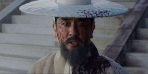 킹덤2 활 쏘는 주지훈→피의 류승룡, 강렬 예고편