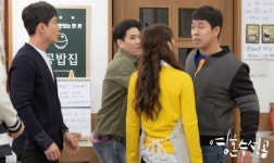영혼수선공 신하균, 분노 모드 정소민 포착…불안한 눈빛