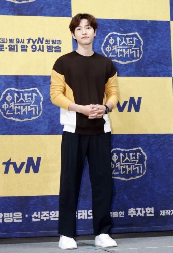 법적 대응 예고에도…가세연, 송중기 열애설 상대 신상정보 유출