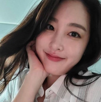 신아영, 러블리 미소에 시선 고정...'심쿵 주의보'