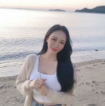 반하나, 가을 바다랑 나랑 팬심 자극하는 미모 화제