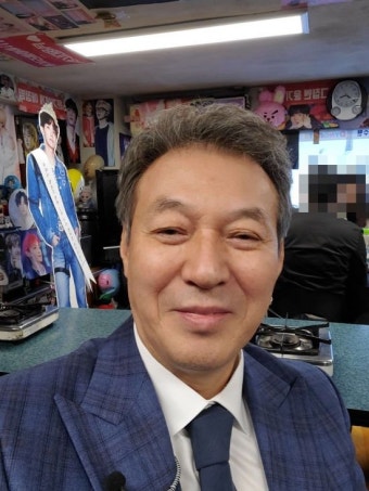 김갑수, BTS 팬 커뮤니티에 등장 