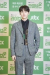 [NC포토] 황민현, 눈을 동그랗게 뜨고 하는 손인사 (라이브온 제작발표회)