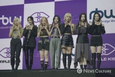 [포토]퍼플키스, 두 손으로 만드는 시그니처 포즈
