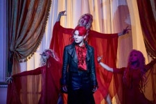 돌아온 드라큘라…김준수·신성록, 강렬한 임팩트