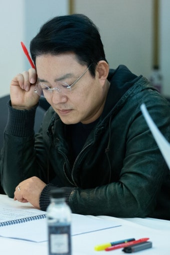 '범죄도시4' 마동석의 불법도박 검거 작전…김무열 합류