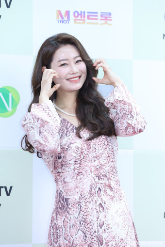 [NC포토] 김양, 화사한 볼하트