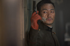 유령 설경구VS박해수, 긴장감 담당들의 묘한 관계성