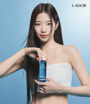 르세라핌 카즈하, 헤어 브랜드 아도르 뮤즈로 발탁