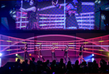 도쿄돔 씹어먹던 카라, 8년만에 日팬들 재회