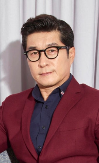 김상중, '밤에 피는 꽃' 이하늬 시아버지로 '역적' 이후 재회
