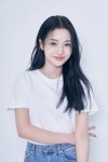 트롯 여신 김소연, 생일 축하 전광판 인증샷...압도적 미모에 넋 나갈 듯
