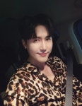 신성 표범 한 마리 몰고 가세요…섹시美 폭발