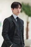 킹더랜드 이준호 슈트 맵시와 단단한 몸 열심히 준비