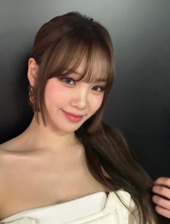 숨 멎는 청순 비주얼…르세라핌 김채원, 심장 폭격 제대로