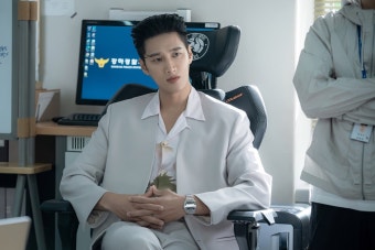 돈많은 형사 안보현 