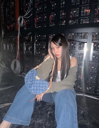 뉴진스 혜인, 힙스터 스타일부터 '꾸안꾸' 룩까지…팔색조 매력 폭발