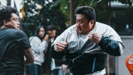 [설연휴 디즈니+]얀왕자 박서준·동반 기억상실·마동석 핵주먹·밀수의 세계