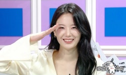 분당 탕웨이 장규리, 군수저 오픈...각 잡힌 경례에 시선 팍(라디오스타)